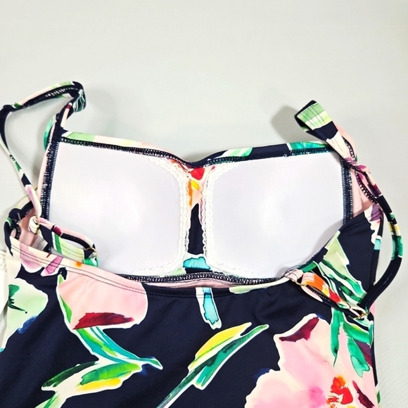 Liz Claiborne Swimsuit Size 6 NWT - Picture 8 of 8